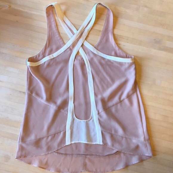 Beige cross back tank - Picture 2 of 5
